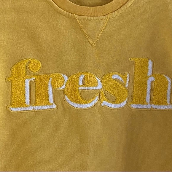 CELIO Bright Yellow Carpet Patch FRESH sweatshirt Pullover Size Small S - Picture 2 of 6